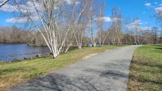 Hobart Pond,33M8+66 Whitman, Massachusetts, USA